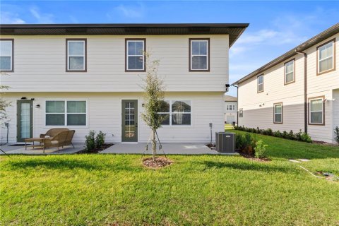 Townhouse in Davenport, Florida 3 bedrooms, 139.35 sq.m. № 1351452 - photo 28