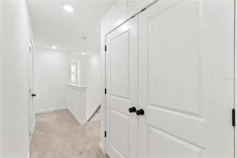 Townhouse in Davenport, Florida 3 bedrooms, 139.35 sq.m. № 1351452 - photo 25