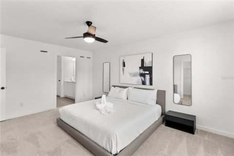 Townhouse in Davenport, Florida 3 bedrooms, 139.35 sq.m. № 1351452 - photo 15
