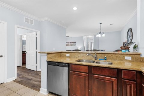Condo in Davenport, Florida, 3 bedrooms  № 1908661 - photo 15