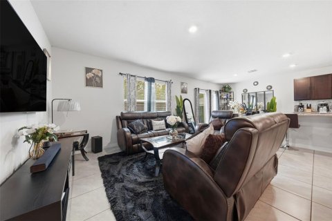 House in Ocala, Florida 5 bedrooms, 247.21 sq.m. № 2342632 - photo 18