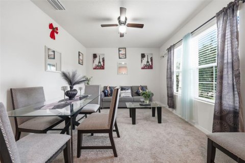 House in Ocala, Florida 5 bedrooms, 247.21 sq.m. № 2342632 - photo 8