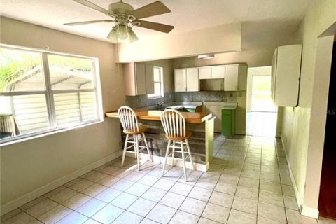 House in Daytona Beach, Florida 3 bedrooms, 187.66 sq.m. № 1846791 - photo 3