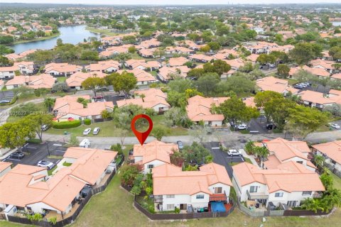 Condo in Miami, Florida, 3 bedrooms  № 1990754 - photo 30