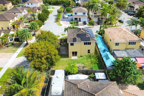 Casa en venta en Homestead, Florida, 5 dormitorios, 199.37 m2 № 2031817 - foto 9