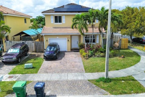 Casa en venta en Homestead, Florida, 5 dormitorios, 199.37 m2 № 2031817 - foto 5