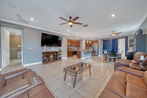 Купить виллу или дом в Дирфилд-Бич, Флорида 4 спальни, 202.43м2, № 1972020 - фото 10