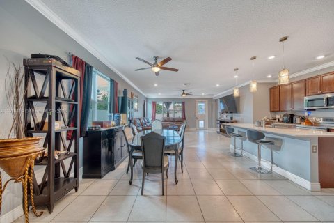 Купить виллу или дом в Дирфилд-Бич, Флорида 4 спальни, 202.43м2, № 1972020 - фото 4