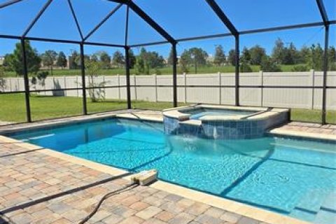 House in Zephyrhills, Florida 4 bedrooms, 171.5 sq.m. № 2429567 - photo 20
