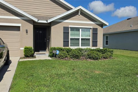 House in Zephyrhills, Florida 4 bedrooms, 171.5 sq.m. № 2429567 - photo 24