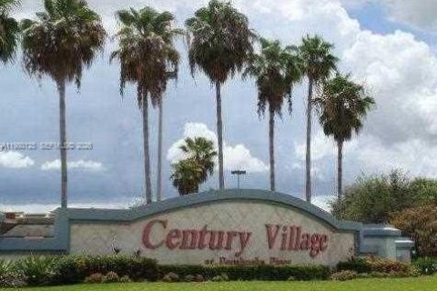 Кондоминиум с 1 спальней в Пемброк-Пайнс, Флорида № 2046391