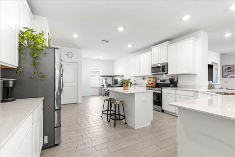 Villa ou maison à vendre à Ocala, Floride: 4 chambres, 212.93 m2 № 2266851 - photo 5