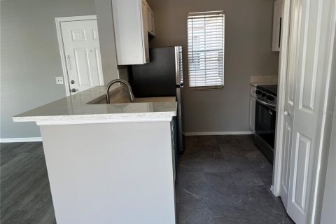 Condo in Altamonte Springs, Florida, 2 bedrooms  № 1757743 - photo 14