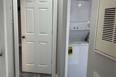 Condo in Altamonte Springs, Florida, 2 bedrooms  № 1757743 - photo 29