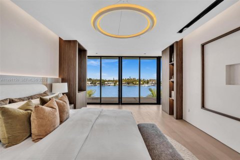 Villa ou maison à vendre à Miami Beach, Floride: 5 chambres, 473.24 m2 № 2057442 - photo 5