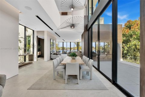 Villa ou maison à vendre à Miami Beach, Floride: 5 chambres, 473.24 m2 № 2057442 - photo 13