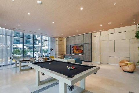 Condominio en alquiler en Miami, Florida, 1 dormitorio, 70.23 m2 № 2026312 - foto 19