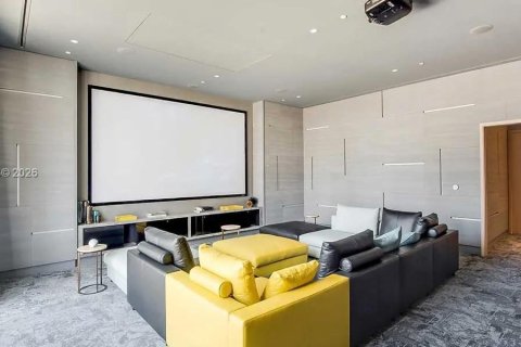 Condominio en alquiler en Miami, Florida, 1 dormitorio, 70.23 m2 № 2026312 - foto 11