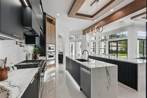 Купить виллу или дом в Уиндермир, Флорида 13 комнат, 581.29м2, № 1751226 - фото 17