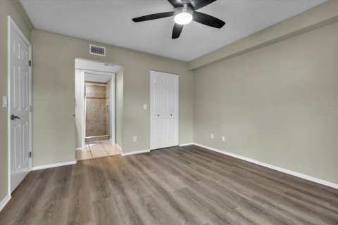 Copropriété à vendre à Cape Coral, Floride: 2 chambres, 104.42 m2 № 2324126 - photo 24