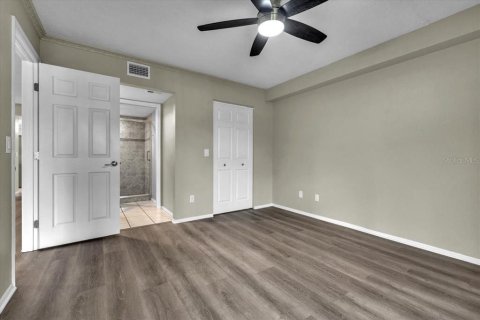 Copropriété à vendre à Cape Coral, Floride: 2 chambres, 104.42 m2 № 2324126 - photo 23
