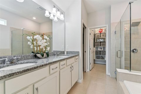 House in Wesley Chapel, Florida 5 bedrooms, 265.79 sq.m. № 1251631 - photo 29