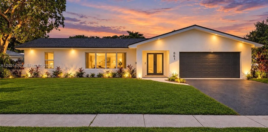 Villa ou maison à Plantation, Floride 4 chambres, 184.04 m2 № 2407579