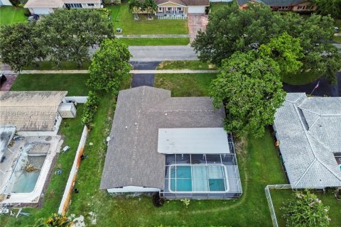 Villa ou maison à vendre à Plantation, Floride: 4 chambres, 184.04 m2 № 2407579 - photo 23