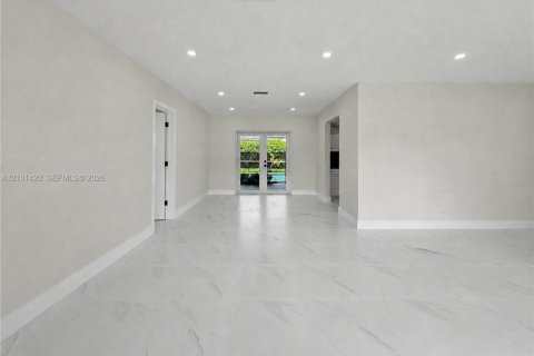Villa ou maison à vendre à Plantation, Floride: 4 chambres, 184.04 m2 № 2407579 - photo 18