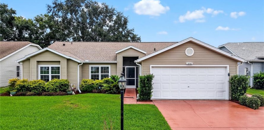 Villa ou maison à Leesburg, Floride 2 chambres, 184.69 m2 № 1907891
