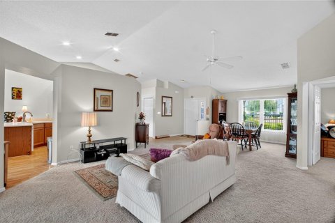 Villa ou maison à vendre à Leesburg, Floride: 2 chambres, 184.69 m2 № 1907891 - photo 18