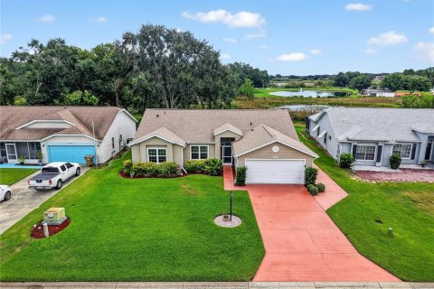 Villa ou maison à vendre à Leesburg, Floride: 2 chambres, 184.69 m2 № 1907891 - photo 2