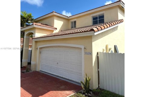 Casa en venta en Homestead, Florida, 4 dormitorios, 179.49 m2 № 2043938 - foto 3