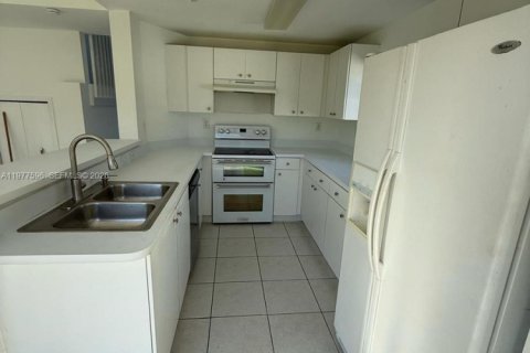 Casa en venta en Homestead, Florida, 4 dormitorios, 179.49 m2 № 2043938 - foto 12