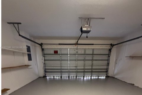 Casa en venta en Homestead, Florida, 4 dormitorios, 179.49 m2 № 2043938 - foto 24