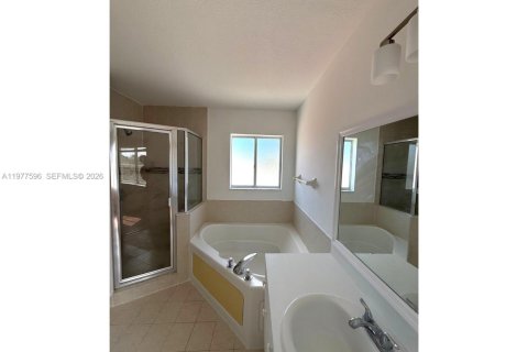 Casa en venta en Homestead, Florida, 4 dormitorios, 179.49 m2 № 2043938 - foto 20