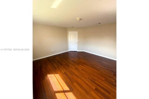 Casa en venta en Homestead, Florida, 4 dormitorios, 179.49 m2 № 2043938 - foto 19
