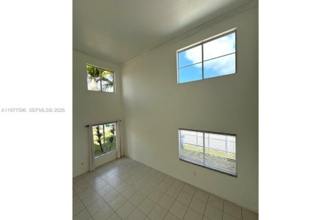 Casa en venta en Homestead, Florida, 4 dormitorios, 179.49 m2 № 2043938 - foto 5