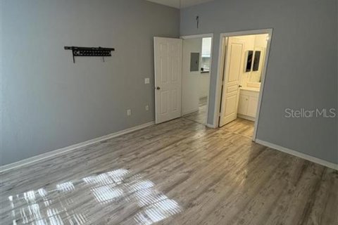 Condo in Tampa, Florida, 3 bedrooms  № 1870413 - photo 7