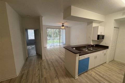 Condo in Tampa, Florida, 3 bedrooms  № 1870413 - photo 2