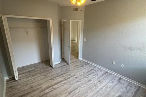 Condo in Tampa, Florida, 3 bedrooms  № 1870413 - photo 11