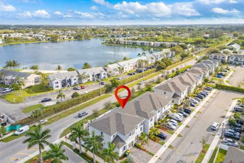 Townhouse in Homestead, Florida 3 bedrooms, 151.24 sq.m. № 1812009 - photo 15