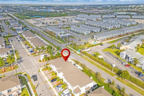 Townhouse in Homestead, Florida 3 bedrooms, 151.24 sq.m. № 1812009 - photo 8
