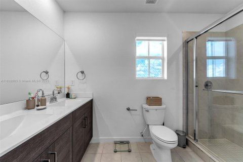 Townhouse in Homestead, Florida 3 bedrooms, 151.24 sq.m. № 1812009 - photo 26