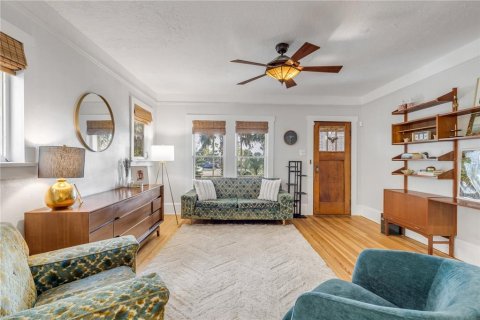 Casa en venta en New Smyrna Beach, Florida, 3 dormitorios, 111.48 m2 № 2131565 - foto 15