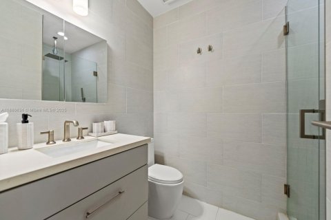 Купить виллу или дом в Майами, Флорида 3 спальни, 159.98м2, № 1952405 - фото 13