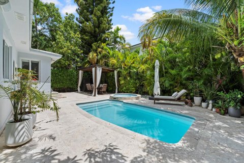 Купить виллу или дом в Майами, Флорида 3 спальни, 159.98м2, № 1952405 - фото 20