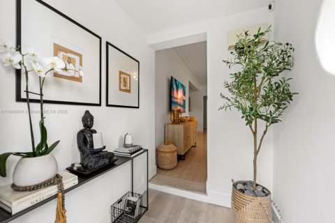 Купить виллу или дом в Майами, Флорида 3 спальни, 159.98м2, № 1952405 - фото 6