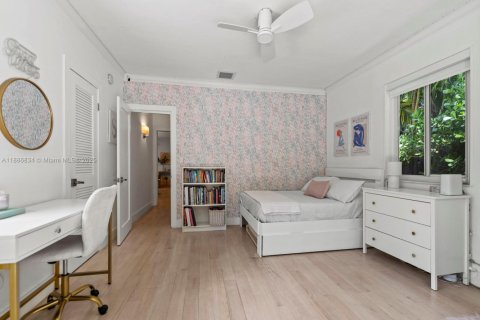 Купить виллу или дом в Майами, Флорида 3 спальни, 159.98м2, № 1952405 - фото 16