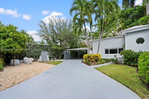 Купить виллу или дом в Майами, Флорида 3 спальни, 159.98м2, № 1952405 - фото 5